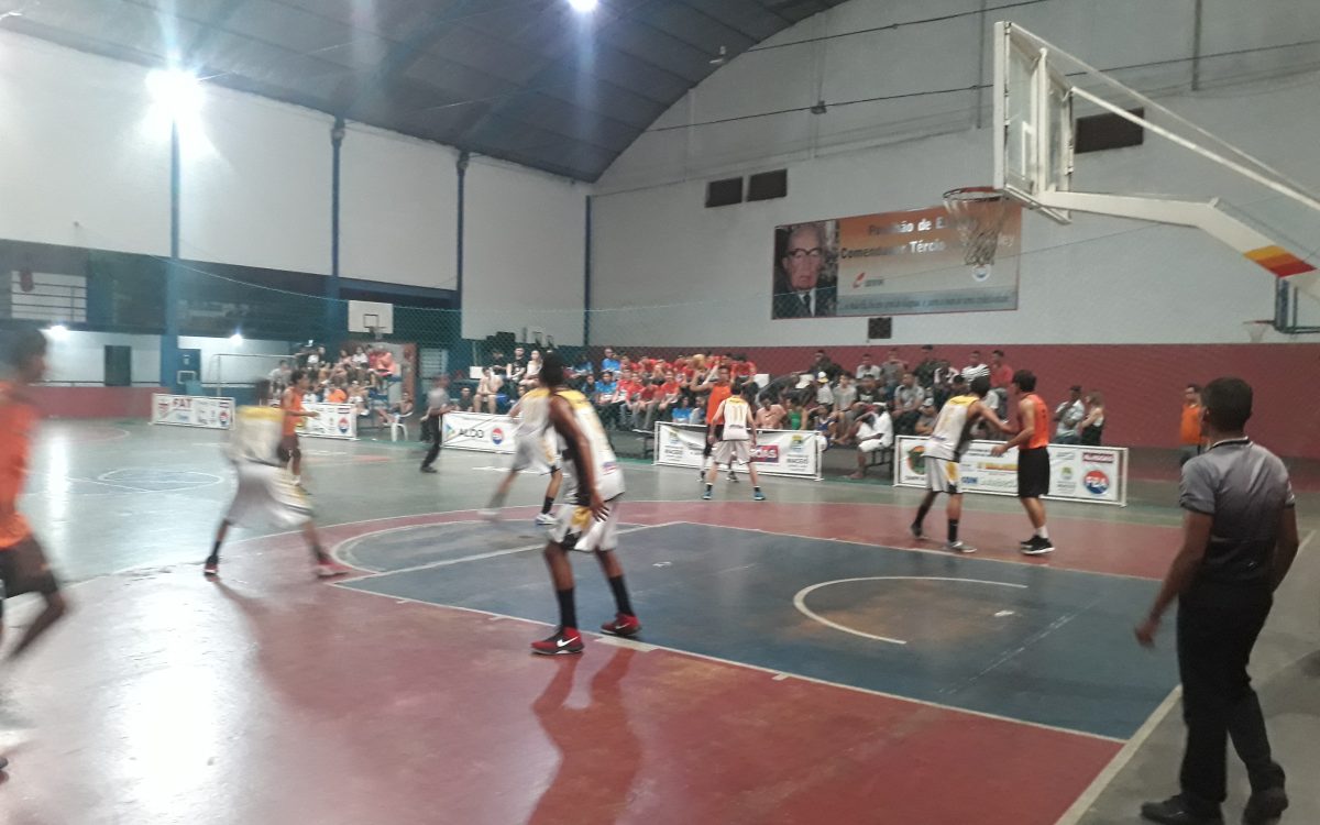 Final de semana de basquetebol no Grand Prix Conexão Maceió