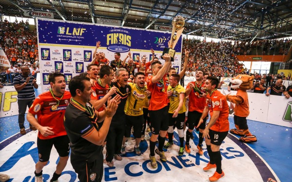 Carlos Barbosa - Campeão da LNF 2015