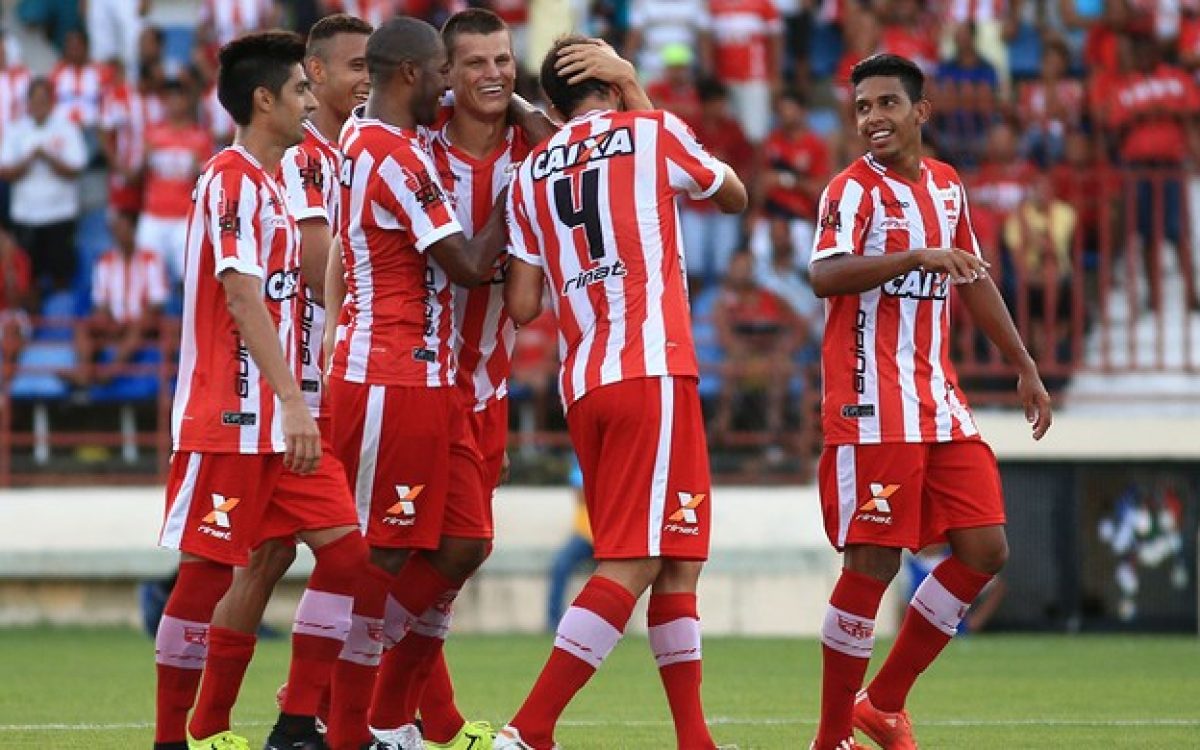 DOIS JOGOS NA QUARTA DE CINZAS