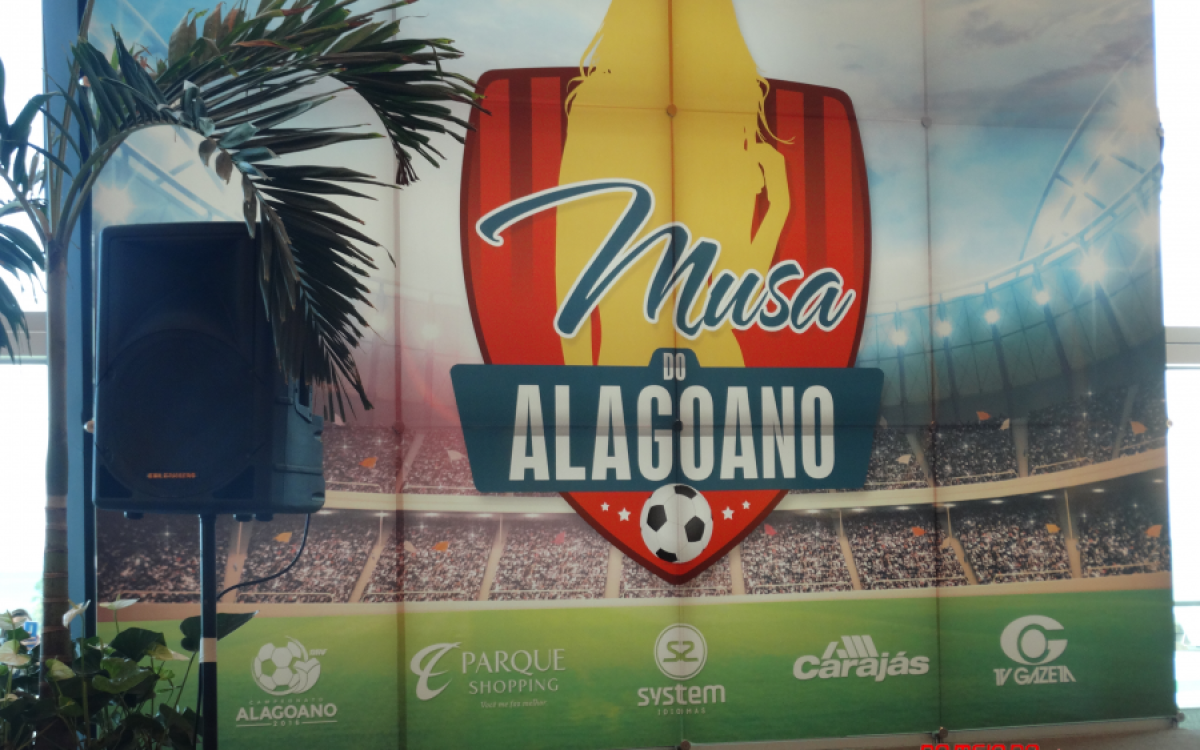 A MUSA DO ALAGOANO É JULIANA ALCÂNTARA