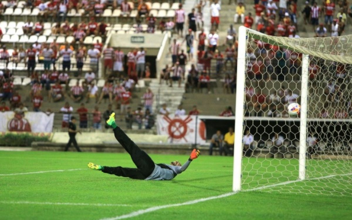 CRB  VOLTA A  JOGAR MAL, MAS VENCE NO ALAGOANO
