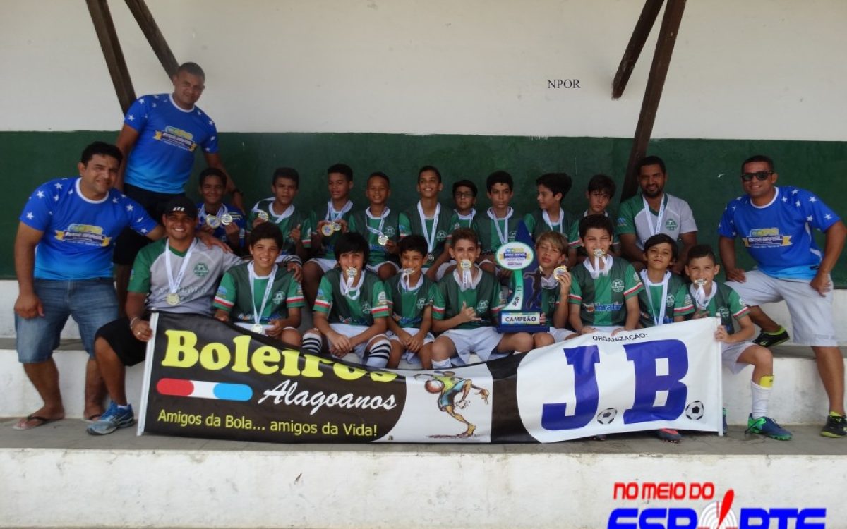ACADEMIA DA BOLA É A GRANDE CAMPEÃ DA COPA BASE BRASIL