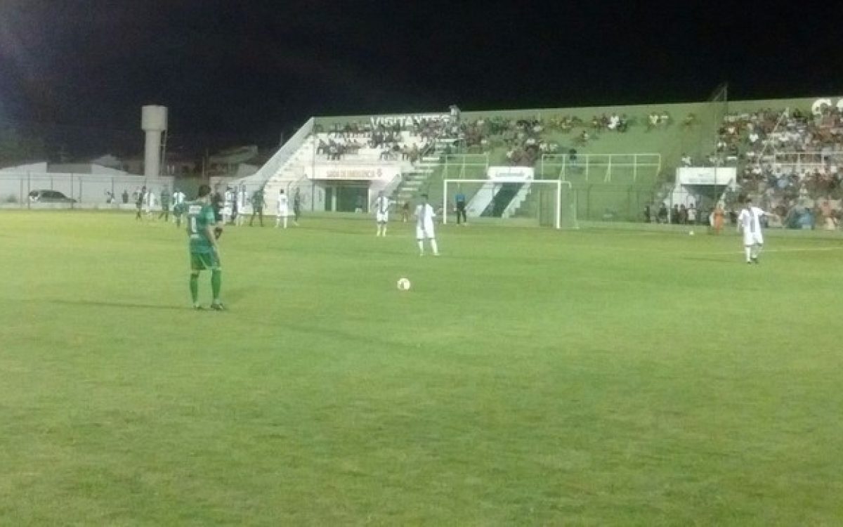 CORURIPE VENCE NA ESTREIA DO ALAGOANO