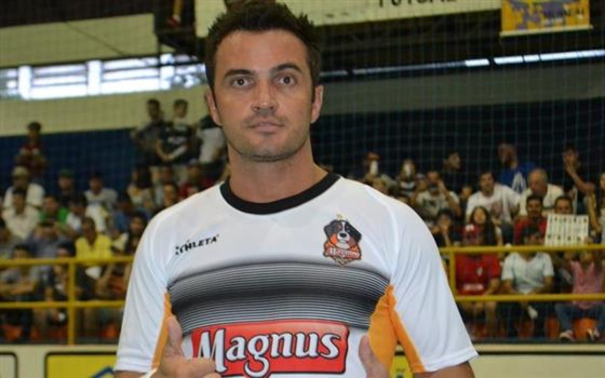 CONTROVÉRSIAS NO FUTSAL BRASILEIRO