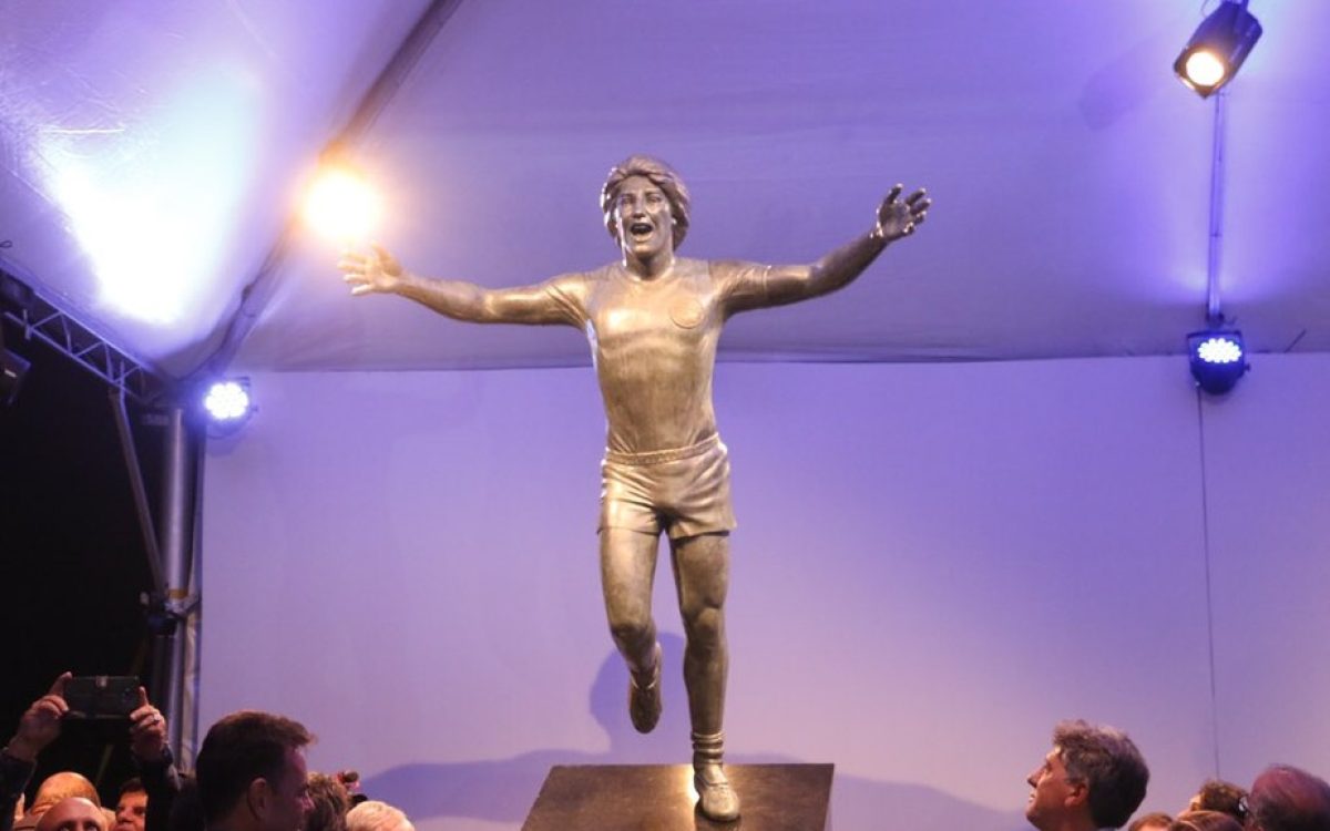Grêmio inaugura estátua de Renato Gaúcho na Arena: “Homenagem inesquecível”