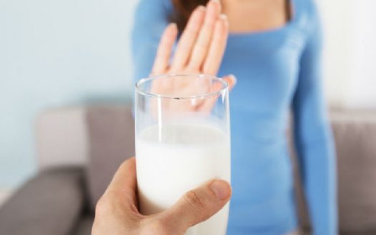 Intolerância à lactose: o que é, quais os sintomas e como lidar