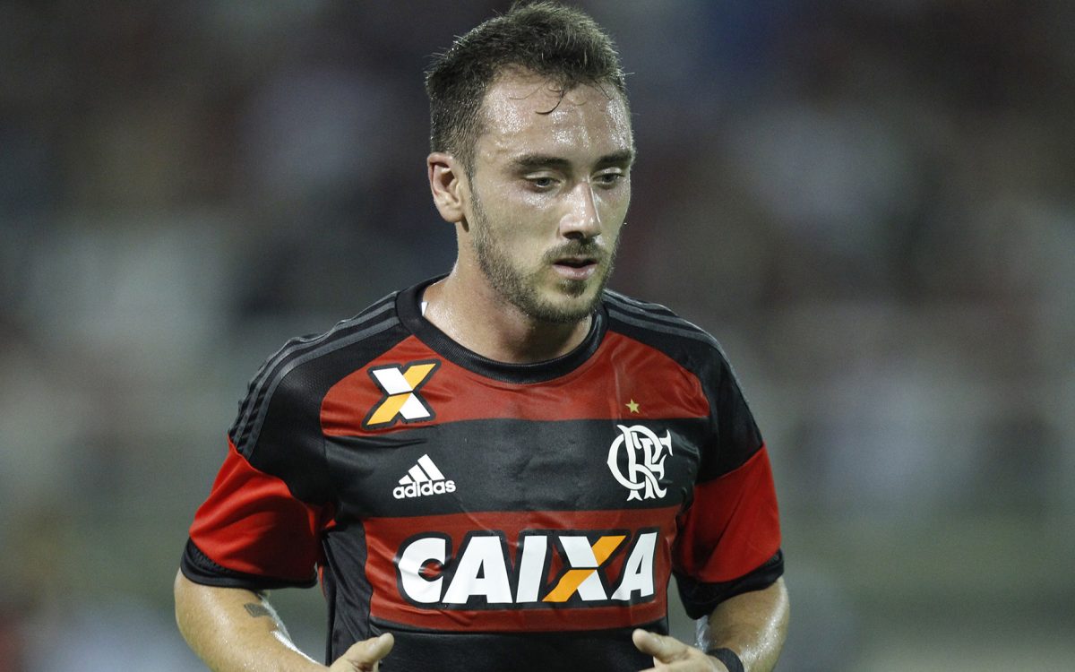 FLAMENGO ASSUME A LIDERANÇA DO BRASILEIRÃO
