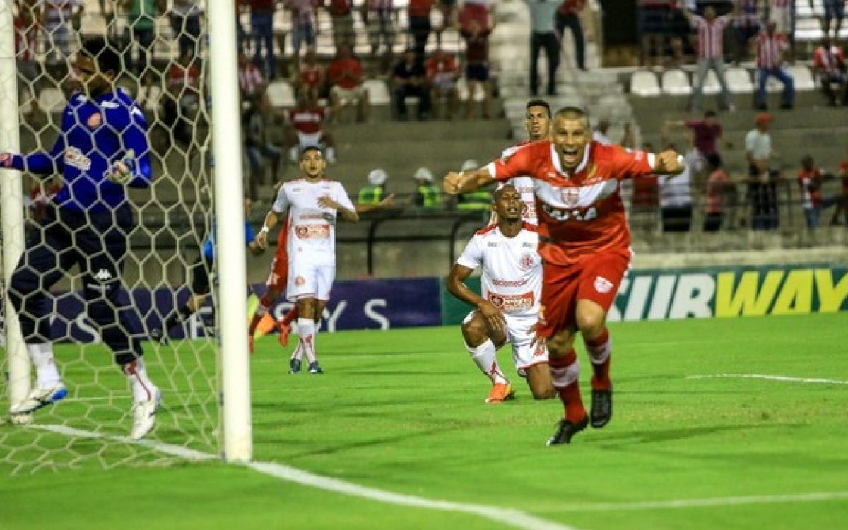 CRB VENCE EM NOITE DE NETO BAIANO
