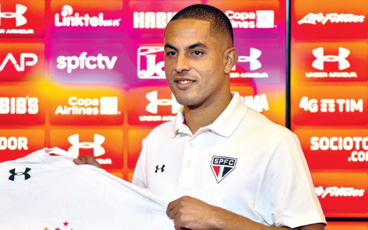 JOGADORES ALAGOANOS EM AÇÃO EM UMA QUARTA DE MUITO FUTEBOL